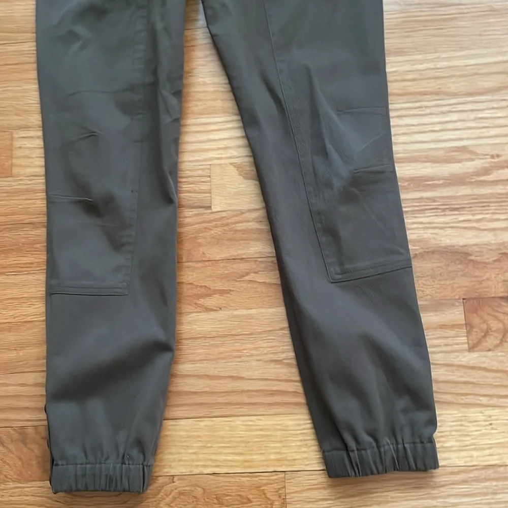 VERONICA‎ BEARD Joggers Pants Olive Green Snap Button Pockets 4 C3 - Picture 4 of 7